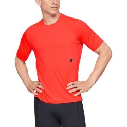 Under Armour RUSH™ Run Koszulka Czerwony. Czerwone podkoszulki męskie Under Armour, l, bez wzorów, z elastanu, z krótkim rękawem. Za 309,95 zł.