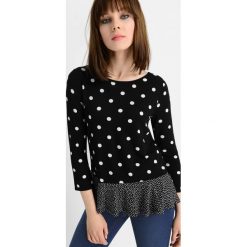 T-shirty damskie: Koszulka z falbaną