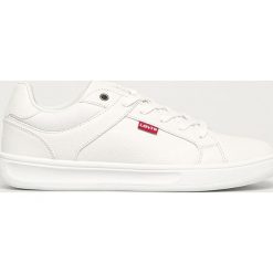 Levi's - Buty. Białe sneakersy męskie Levi's®, z okrągłym noskiem, na sznurówki. Za 219,90 zł.
