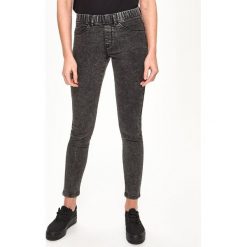 Jegginsy - Szary. Szare legginsy damskie marki Sinsay, z jeansu. Za 49,99 zł.