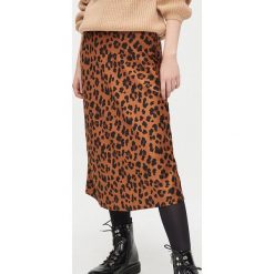 Spódnica midi w zwierzęcy wzór - Brązowy. Pomarańczowe spódniczki damskie Cropp, s, bez wzorów, midi. Za 59,99 zł.