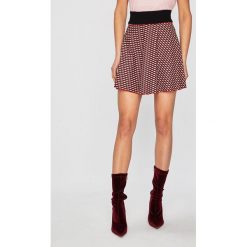 Pinko - Spódnica. Czerwone spódniczki damskie Pinko, bez wzorów, z elastanu, z podwyższonym stanem, mini, rozkloszowane. Za 679,90 zł.
