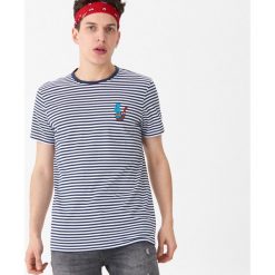 T-shirt z aplikacją - Niebieski. Niebieskie t-shirty męskie House, s, z aplikacjami, bez kołnierzyka. Za 49,99 zł.