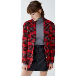 Sweter z golfem basic. Brązowe golfy damskie marki Pull&Bear. Za 59,90 zł.