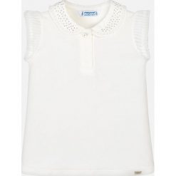 Mayoral - Top dziecięcy 92-134 cm. Białe bluzki dziewczęce Mayoral, z haftami, z elastanu, bez kołnierzyka, z krótkim rękawem, krótkie, bez kaptura. W wyprzedaży za 54,90 zł.