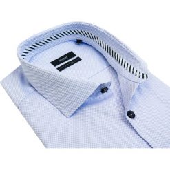 Limitowana błękitna koszula w splot w kratkę 441. Niebieskie koszule męskie Mmer - Koszule męskie, m, w kratkę, z bawełny, eleganckie, bez kołnierzyka, bez rękawów. Za 161,10 zł.