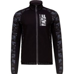 Bluza EA7 EMPORIO ARMANI. Czarne bluzy męskie EA7 Emporio Armani, m, z nadrukiem, z kapturem, bez rękawów, bez kaptura. W wyprzedaży za 522,00 zł.