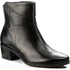 Botki CAPRICE - 9-25323-29 Black Nappa 022. Czarne botki damskie na obcasie marki Caprice, ze skóry. W wyprzedaży za 249,00 zł.