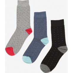 3-pack Mix Kolorów Skarpet Winania. Niebieskie skarpetki męskie Born2be, bez wzorów. Za 29,99 zł.