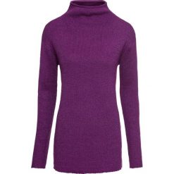 Sweter dzianinowy z lureksową nitką bonprix fiołkowy. Fioletowe swetry damskie bonprix, bez wzorów, z dzianiny, z długim rękawem, długie, bez kaptura. Za 99,99 zł.