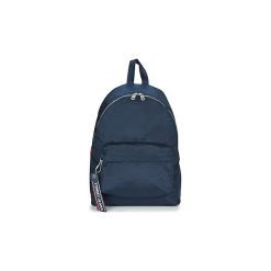 Plecaki Tommy Jeans TJU LOGO TAPE BAC. Niebieskie plecaki męskie Tommy Jeans, bez wzorów, z jeansu. Za 415,20 zł.
