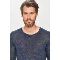 Marc O'Polo - Sweter. Niebieskie swetry męskie Marc O'Polo, s, bez wzorów, z bawełny, z okrągłym kołnierzem, bez kaptura. W wyprzedaży za 429,90 zł.