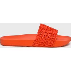 Zaxy - Klapki. Pomarańczowe klapki damskie Zaxy, bez wzorów, z materiału, bez obcasa, na obcasie. W wyprzedaży za 79,90 zł.