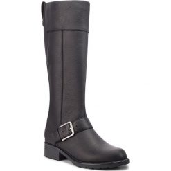 Oficerki CLARKS - Orinoco Jazz 261381964 Black Warmlined Leather. Czarne kozaki damskie Clarks, ze skóry, przed kolano, na wysokim obcasie, bez zapięcia. W wyprzedaży za 389,00 zł.