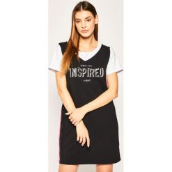 Sukienka codzienna Liu Jo Sport TA0020 F0802. Różowe sukienki damskie Liu Jo Sport, na co dzień, s, bez wzorów, z elastanu, sportowe, bez kołnierzyka, bez rękawów, proste. W wyprzedaży za 439,00 zł.
