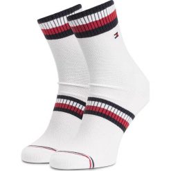 Zestaw 2 par wysokich skarpet unisex TOMMY HILFIGER - 392025001 White 300. Białe skarpetki damskie TOMMY HILFIGER, bez wzorów, z elastanu. Za 44,99 zł.