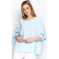 Jasnoniebieska Bluzka Cloudy Bay. Niebieskie bluzki na imprezę Born2be, m. Za 59,99 zł.