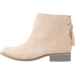 Buty damskie: mint&berry Botki cybria