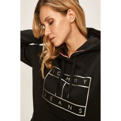 Tommy Jeans - Bluza. Czarne bluzy damskie Tommy Jeans, s, z nadrukiem, z bawełny, bez rękawów, z kapturem. W wyprzedaży za 319,90 zł.