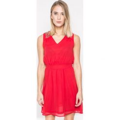 Sukienki: Vero Moda – Sukienka Lollie
