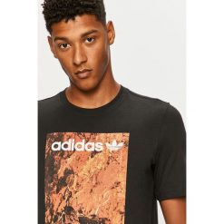 Adidas Originals - T-shirt. Czarne t-shirty męskie adidas Originals, s, z nadrukiem, z bawełny, z okrągłym kołnierzem. Za 119,90 zł.