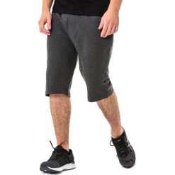 4f Spodenki męskie H4L18-SKMD003 ciemnoszare r. L. Czarne spodenki sportowe męskie marki Adidas, z bawełny. Za 69,90 zł.
