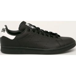 Adidas Originals - Buty Stan Smith. Czarne sneakersy męskie adidas Originals, z okrągłym noskiem, na sznurówki. W wyprzedaży za 259,90 zł.