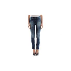 Jeansy straight leg Diesel SANDY L.32. Niebieskie jeansy damskie Diesel, l. Za 343,55 zł.