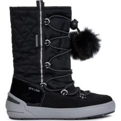 Geox kozaki dziewczęce J SLEIGH GIRL B ABX 31 czarne. Czarne kozaki dziewczęce Geox, bez wzorów, z lakierowanej skóry, bez obcasa. Za 389,00 zł.