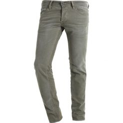 Jeansy męskie: Le Temps Des Cerises Jeansy Slim Fit khaki