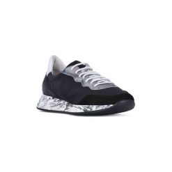 Buty Frau SATIN NERO. Czarne trampki i tenisówki damskie marki Frau, bez wzorów, bez zapięcia. Za 436,49 zł.