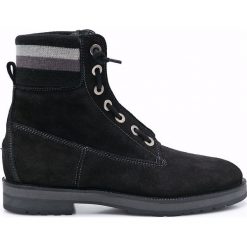 Tommy Hilfiger - Botki. Czarne botki damskie na obcasie TOMMY HILFIGER, z materiału. W wyprzedaży za 359,90 zł.