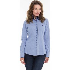 Koszula w kolorze jasnoniebieskim. Niebieskie koszule damskie Denim Culture, m, button down. W wyprzedaży za 149,95 zł.