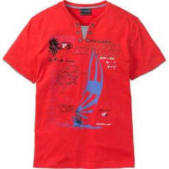 T-shirt 2 w 1 Regular Fit bonprix truskawkowy. Czerwone koszulki męskie bonprix, s, z nadrukiem, bez kołnierzyka. Za 44,99 zł.