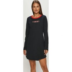 Tommy Hilfiger - Koszula nocna. Niebieskie piżamy damskie TOMMY HILFIGER, na co dzień, s, z nadrukiem, z bawełny, z okrągłym kołnierzem, z długim rękawem. Za 229,90 zł.