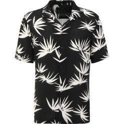 AllSaints BHUTAN SHIRT Koszula black. Czarne koszule męskie marki AllSaints, m, bez wzorów, z wiskozy, bez kołnierzyka, bez rękawów. Za 449,00 zł.