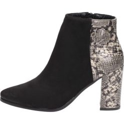 Czarne botki damskie SOKOLSKI Z19-20 SNAKE. Czarne botki damskie Sokolski, klasyczne, na wysokim obcasie, na obcasie, bez zapięcia. W wyprzedaży za 139,00 zł.