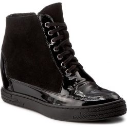 Sneakersy OLEKSY - 449/147/542 Czarny. Czarne sneakersy damskie marki Oleksy, ze skóry. W wyprzedaży za 259,00 zł.