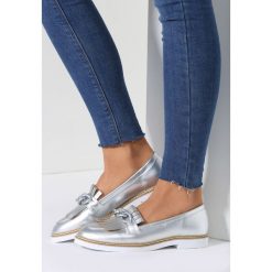Srebrne Mokasyny Damask. Szare mokasyny damskie marki vices. Za 49,99 zł.