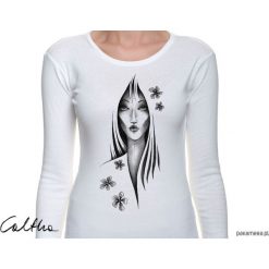 Kwiaty - damska koszulka z długim rękawem. Białe t-shirty damskie Pakamera, w kwiaty, z długim rękawem. Za 79,00 zł.