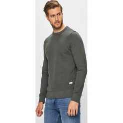 PRODUKT by Jack & Jones - Bluza 12116081. Zielone bluzy męskie PRODUKT by Jack & Jones, s, bez wzorów, z dzianiny, z okrągłym kołnierzem, bez rękawów, bez kaptura. W wyprzedaży za 69,90 zł.