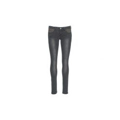 Jeansy slim fit Freeman T.Porter CLARA. Czarne jeansy damskie marki Freeman T. Porter, bez wzorów, z jeansu. Za 279,20 zł.