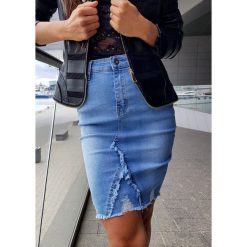 Spódniczka Gosh Jeans XS. Czarne spódniczki damskie LIGARI JEANS, xs, w paski, z elastanu, ołówkowe. Za 119,00 zł.