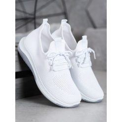AŻurowe buty sportowe. Buty sportowe damskie SHELOVET, bez wzorów, sportowe. Za 69,90 zł.