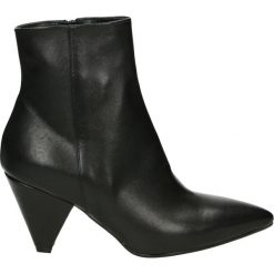 Botki - 741 NAP NERO. Czarne botki damskie skórzane marki Venezia, na obcasie. Za 399,00 zł.