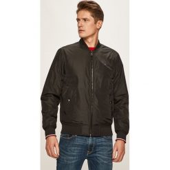 Tommy Hilfiger - Kurtka bomber. Niebieskie płaszcze męskie TOMMY HILFIGER, s, bez wzorów, z elastanu, krótkie, bez kaptura. Za 899,90 zł.