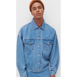 UNISEX Oversizowa kurtka jeansowa - Niebieski. Niebieskie kurtki damskie Reserved, s, bez wzorów, z jeansu, bez kaptura. Za 179,99 zł.