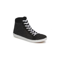 Buty Yurban AERTUNIS. Czarne trampki i tenisówki damskie Yurban, bez wzorów, bez zapięcia. Za 139,60 zł.