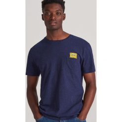 T-shirt SpongeBob - Granatowy. Niebieskie t-shirty męskie Reserved, xl, bez wzorów, bez kołnierzyka. Za 49,99 zł.