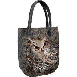 Torebka "City" w kolorze szarym ze wzorem - (S)35 x (W)42 x (G)10 cm. Szare torebki klasyczne damskie Bertoni, z materiału. W wyprzedaży za 57,95 zł.